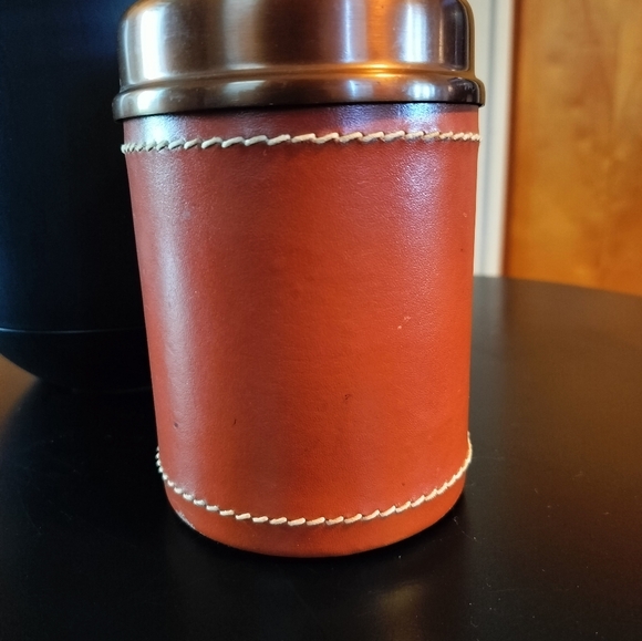 Rare find Leather bound Duk-it - Picture 2 of 6